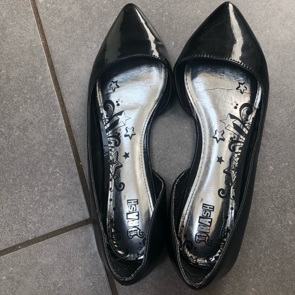 Women’s brash pointy witchy dress shoes,9w